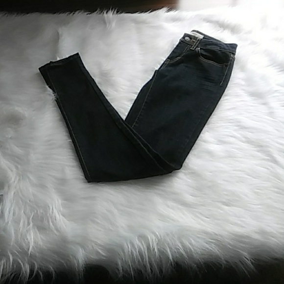 Levi's Other - Levi's 535 legging blue jeans